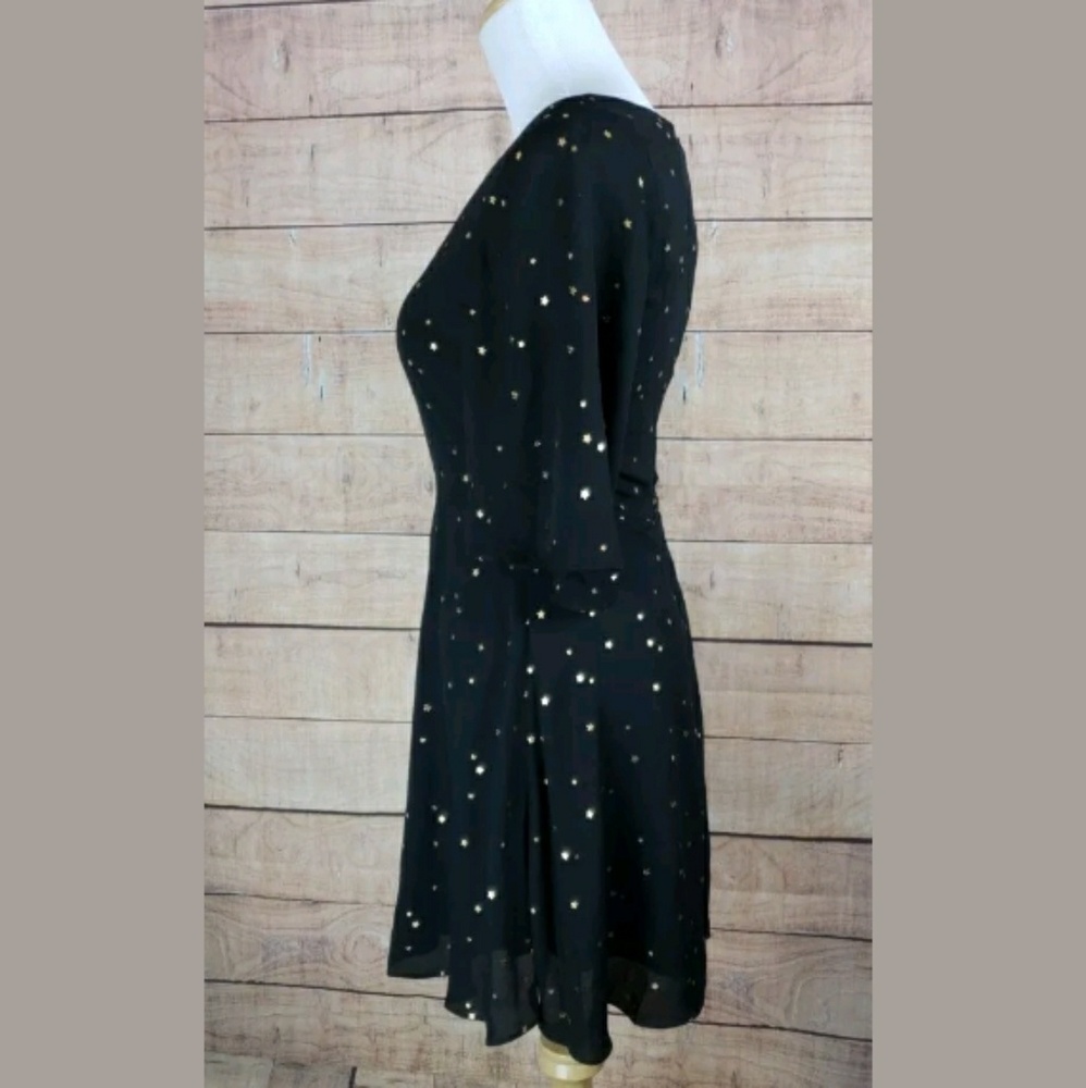 GIANNI BINI Sz XS star print black v-neck dress - Picture 7 of 8